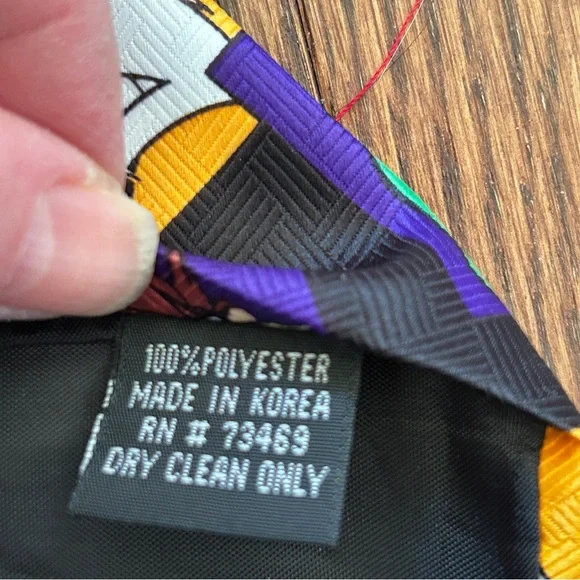 VINTAGE Warner Bros Looney Tunes Cartoon Characters Neck Tie 2000 - Picture 6 of 6